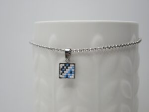 Pandantiv inox, motiv albastru