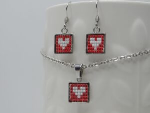 Set / Cercei inimioare mici