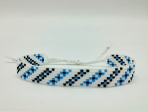 Brăţară ţesută fin, culoare albastru-negru, motiv diagonal