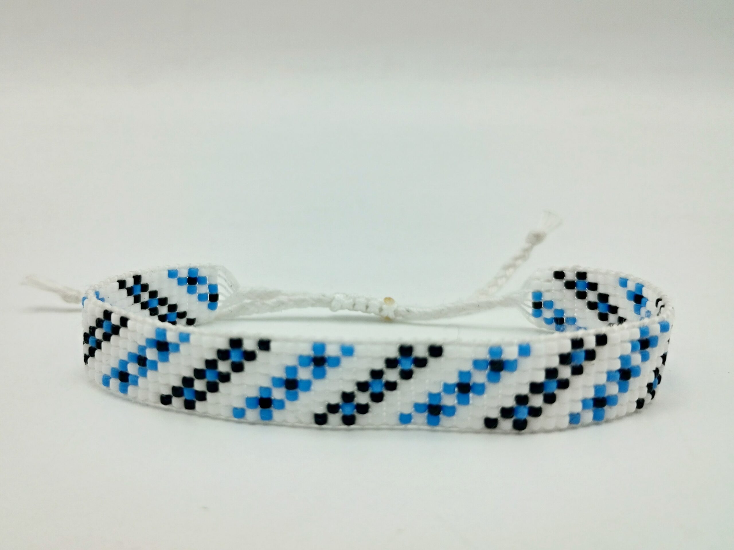 Brăţară ţesută fin, culoare albastru-negru, motiv diagonal